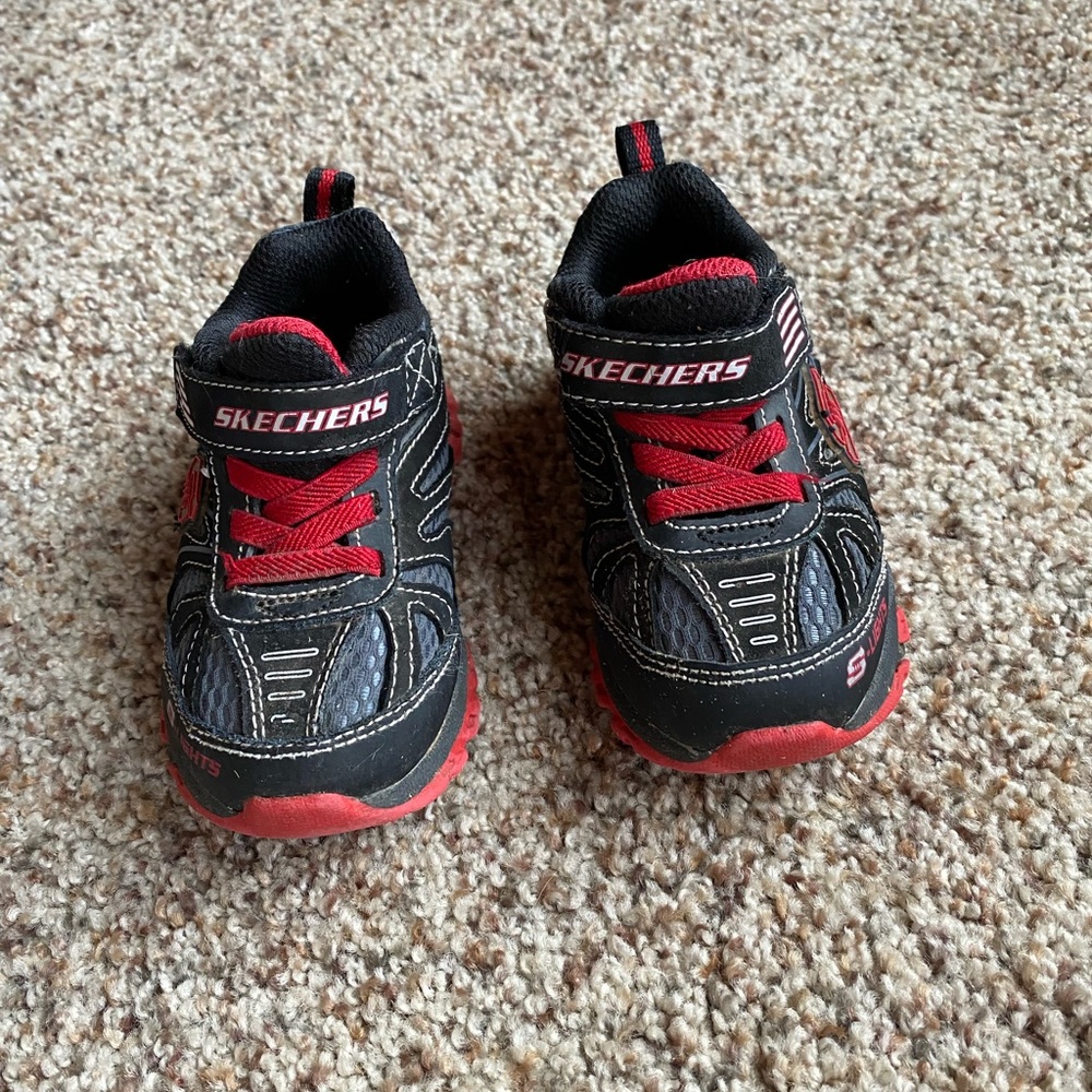 Skechers shoes